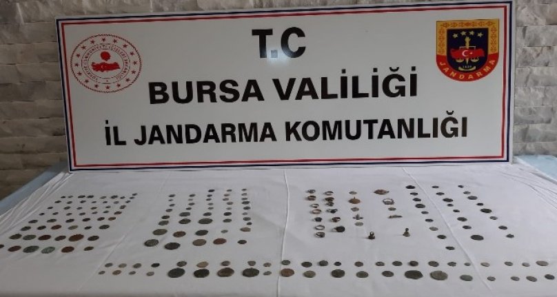 Bursa'da tarihi eser satmak isteyen 4 kişi yakalandı