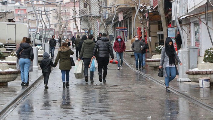 Şırnak'ın 'mavi' kalma sırrı; 80 kişilik ekip!