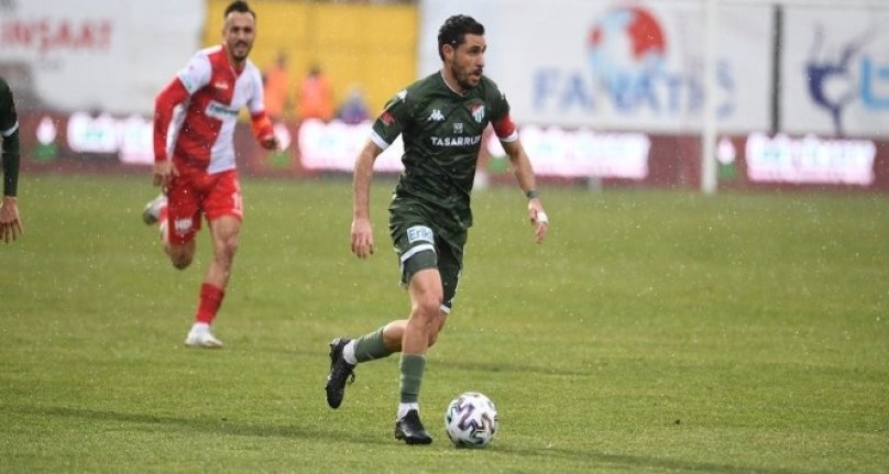 Bursaspor'da Özer Hurmacı'nın eli kırıldı