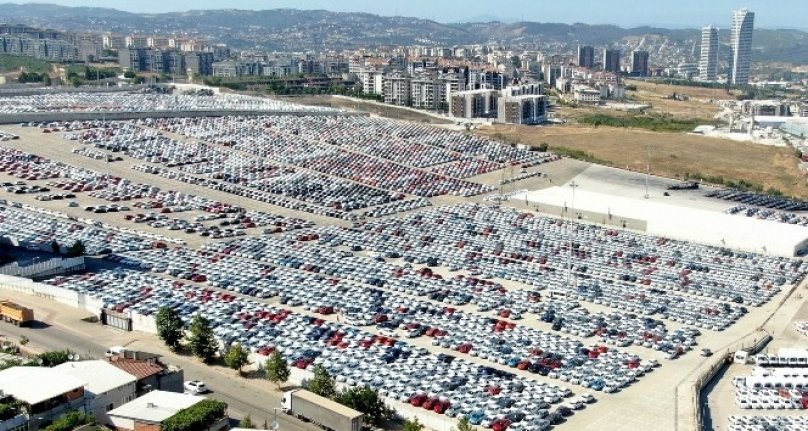 Oyak Renault'ta üretim durdu!  "Acaba emekli olabilecek miyiz?"