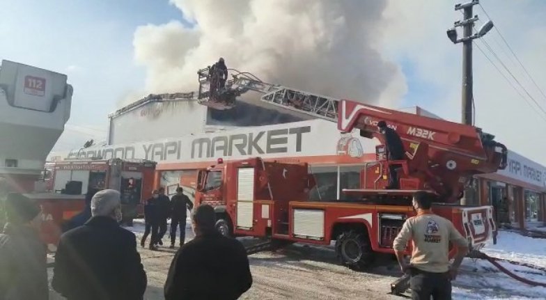 Bursa'da sanayi sitesinde korkutan yangın!