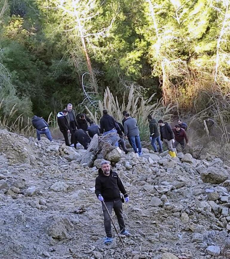 Karısının kendisini aldattığını öğrendi! Kayınpederi eve gelince dehşet saçtı