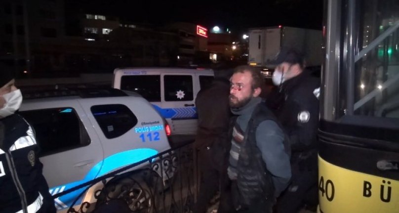 Bursa'da kontrol noktasındaki polise bıçaklı saldırı!