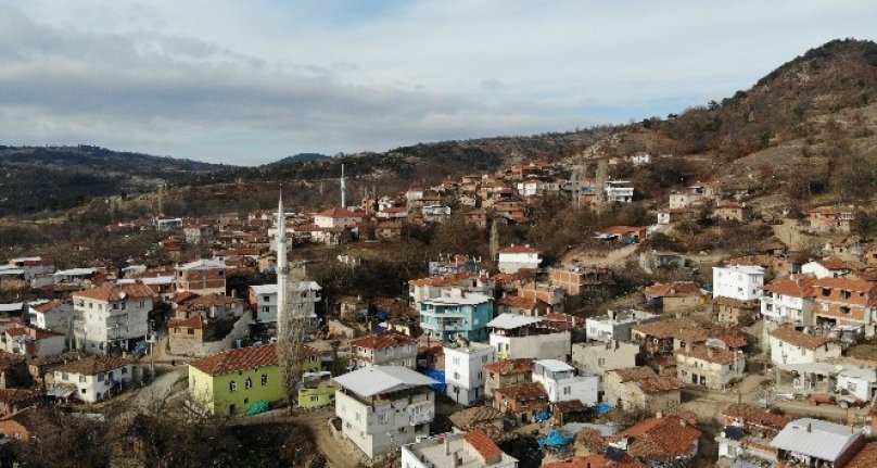 Bursa'da bu köyde sepet örmeyi bilmeyene kız vermiyorlar