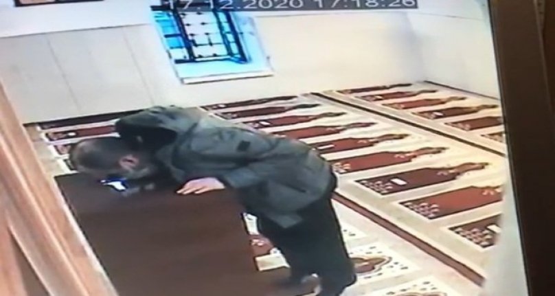 Bursa'da cami kasasından özel aparatla para çaldı