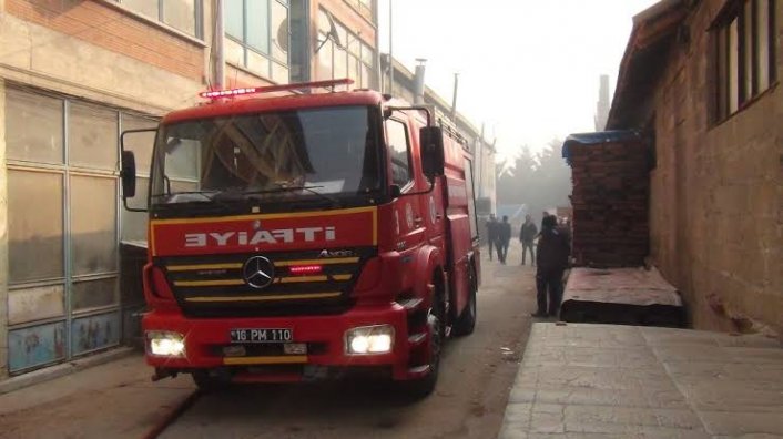 Bursa’da yangın esnafı sokağa döktü!