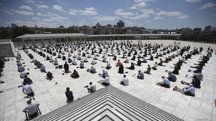 Diyanet'ten 'Cuma namazı' açıklaması!