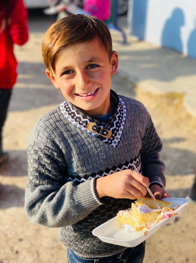 Bursalı miniklerden Doğubeyazıtlı kardeşlerine pasta sürprizi ...