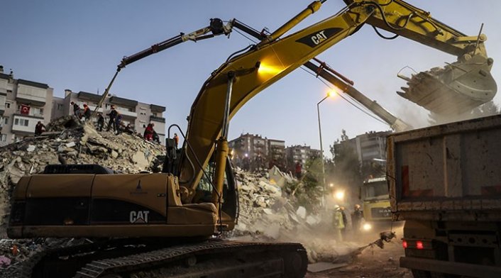 Bakan Koca İzmir depremine ilişkin son durumu paylaştı!