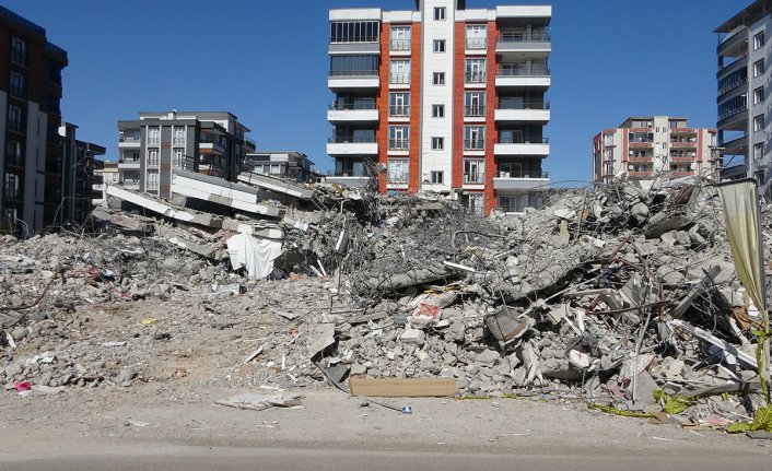 Adıyaman'da çok sayıda vatandaşa mezar olan sitenin müteahhidi tutuklandı