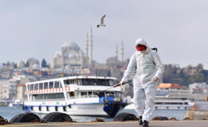 Oxford aşısının başındaki isimden çarpıcı sözler... Koronavirüs salgınında normale dönüşün tarihini açıkladı!