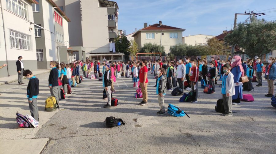 Bursa'da, yüz yüze eğitimin ikinci aşaması başladı