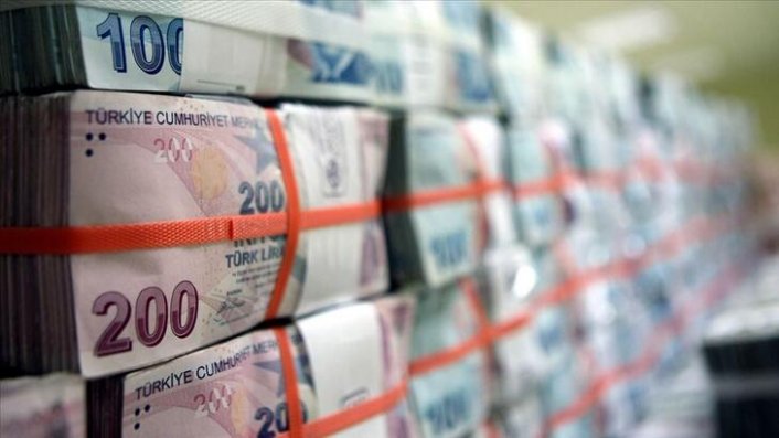 Hazine 7,1 milyar lira borçlandı