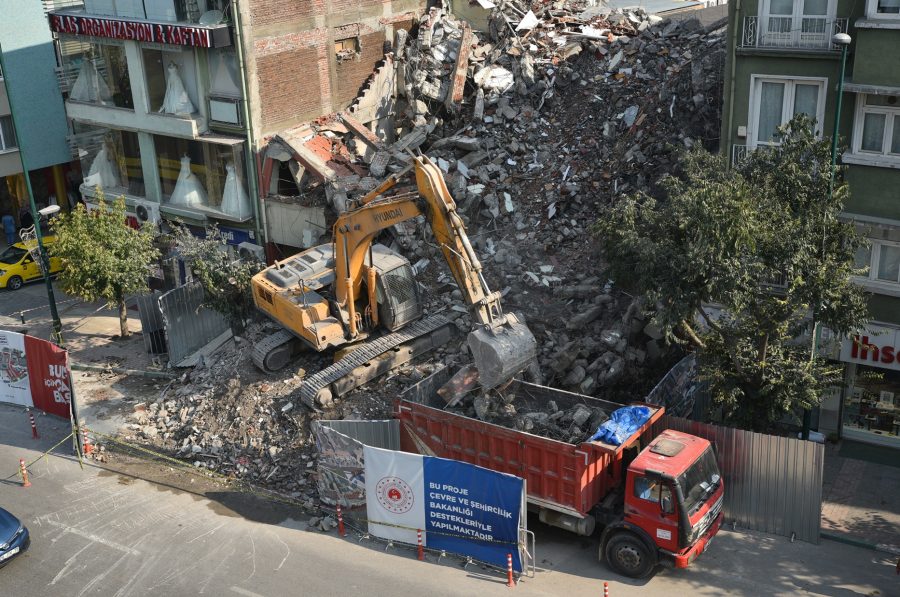 Bursa için tarihi yıkımlar tam gaz devam ediyor!