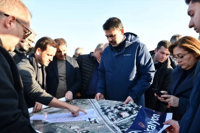 Bakan Kurum: "Deprem bölgesindeki hasar tespitinde yüzde 70'e ulaşıldı"