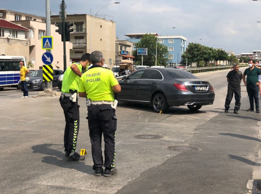 Bursa'da kaza yapan oğlunun yanına giden baba aracıyla takla attı