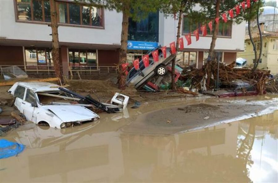 Sel felaketiyle ilgili son durum! "Bu kadar ağırını beklemiyorduk"