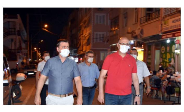 Şarköy'de kaymakam ve başkan maske denetiminde