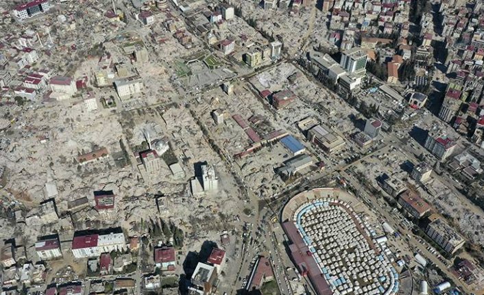 Kandilli Rasathanesi: Saat 04.17’deki deprem 3 farklı şok ile meydana geldi