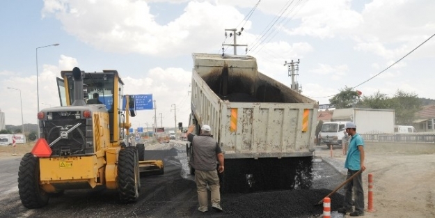 Bozüyük’te Yol Yapım Çalişmalari