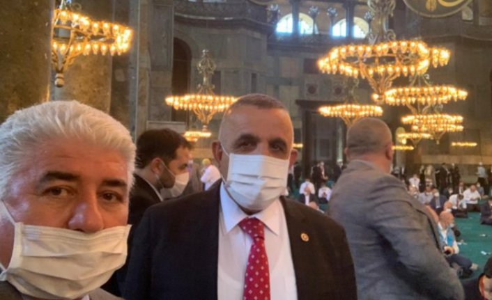 AK Parti Milletvekili Ahmet Akay: Kovid-19 testim pozitif çıktı