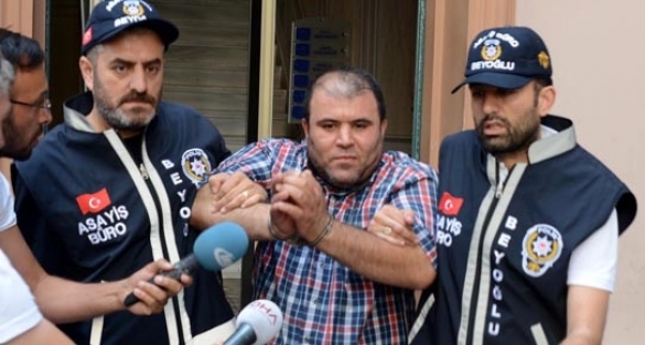 Turistlere taksiciden biber gazlı saldırı