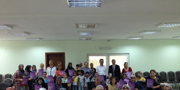 Mikro Finans Kredisinden Yararlanmak İsteyen Kadınlar Sertifikalarını Aldı