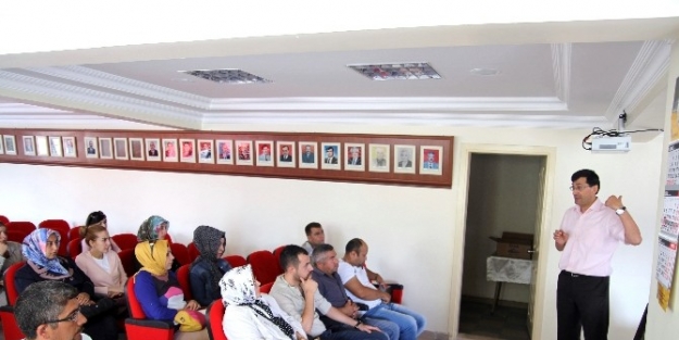 Uygulamalı Girişimcilik Eğitimi Başladı