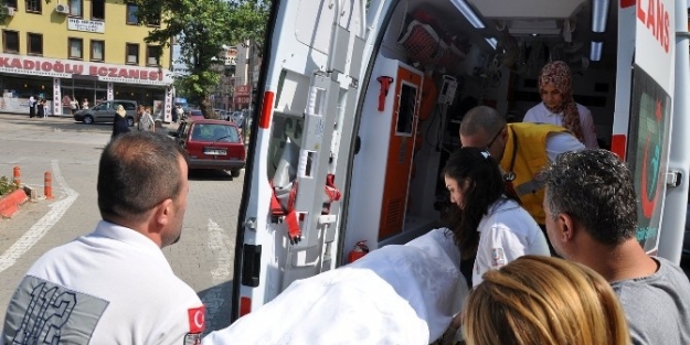 Camları Yıkarken Yüksek Gerilime Kapıldı