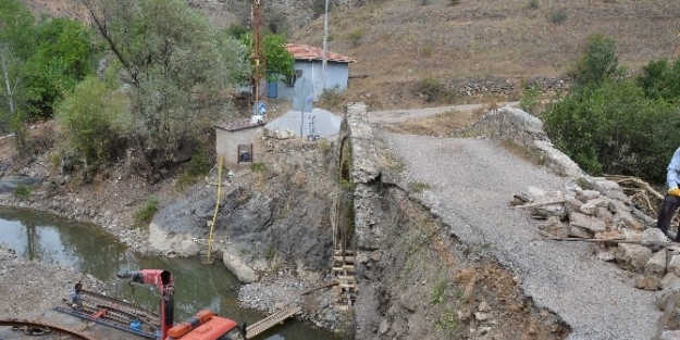 Gümüşhane’de Kamberli Köprüsü Restore Ediliyor