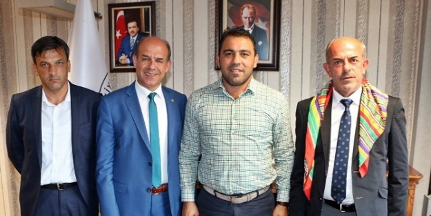 Karesi Belediyesi’nden Asrın Güreşçisine Ziyaret