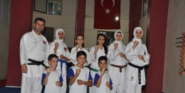 Gaziantepli Karateciler Şampiyonluk İçin Batman’a Gitti