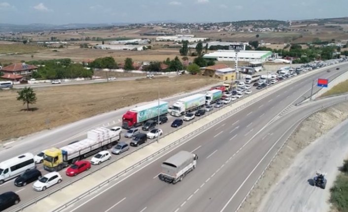 Bursa'da trafikte bayram yoğunluğu başladı