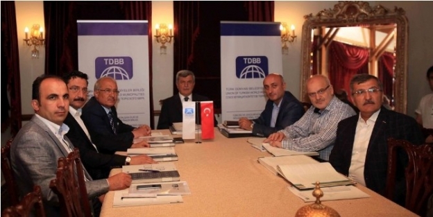 Tdbb’den Gazzeli Belediyelere Yardım Çağrisi