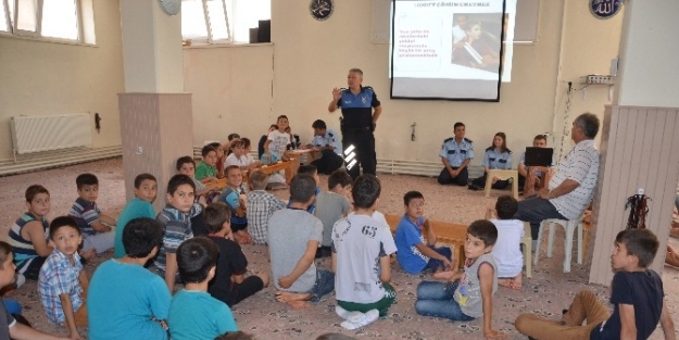 Toplum Polisi Kuran Kurslarında