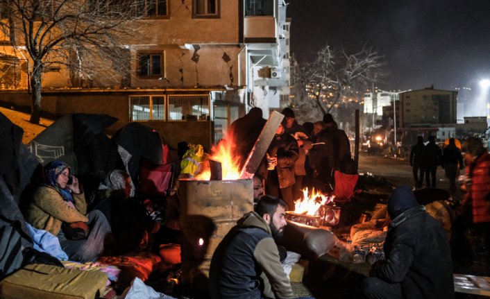 Umut dolu bekleyiş! Depremin üzerinden 10 gün geçti...