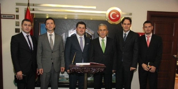 Makedonya Heyeti İş Forumu İçin Adana’da