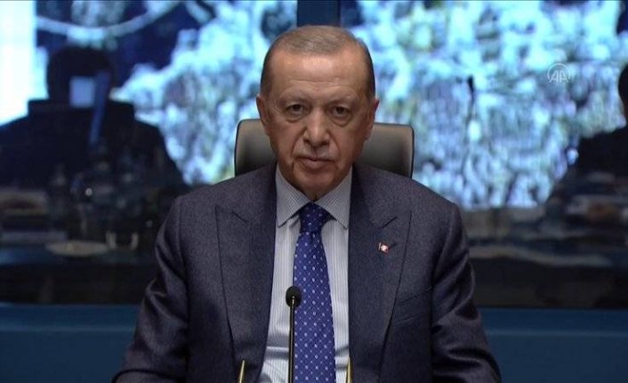 Cumhurbaşkanı Erdoğan "AFAD hesaplarına gelecek her kuruş, depremzedelerimiz için kullanılacak"