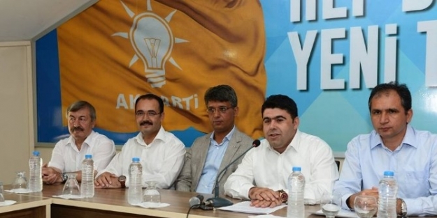 Uşak Ak Parti, Olağanüstü Kurultayı Değerlendirdi