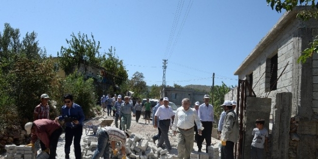 Kahramanmaraş’ta Yol Çalişmalari