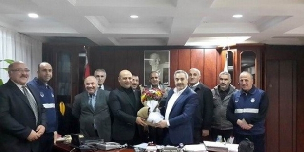 Tercan’da Belediye İşçilerinin Mutlu Günü