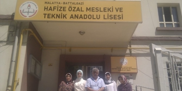 Kız Meslek Lisesinin İsmi Hafize Özal Mesleki Ve Teknik Anadolu Lisesi Oldu