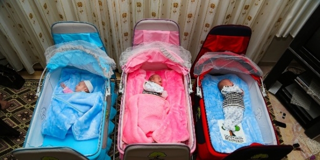 Şehitkamil Belediyesi Yeni Doğan Bebekleri Unutmuyor