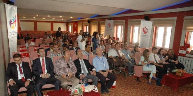 Engelli Stk Temsilcilerine, Proje Kapasite Geliştirme Eğitimi Verildi