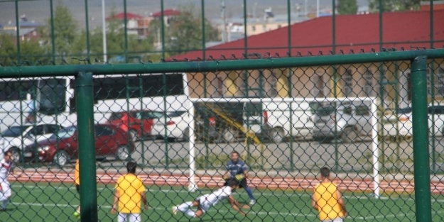Serhat Ardahan Spor İlk Hazırlık Maçını Farklı Kazandı