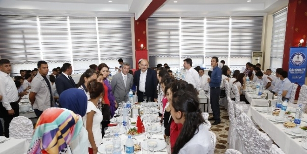 Şahinbey Belediyesi Eğitimdeki Başarısını Kutladı