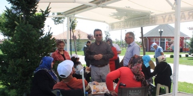 Engelliler Karatay’da Piknikte Biraraya Geldi