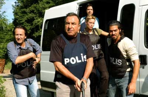 Arka Sokaklar dizisinin yayın günü değişti