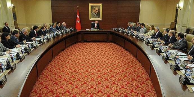 O isim kabineye giriyor!