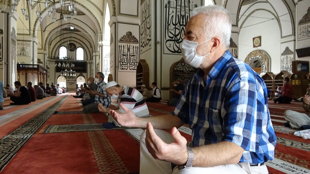 Bursa'da 15 Temmuz şehitleri için mevlit okutuldu